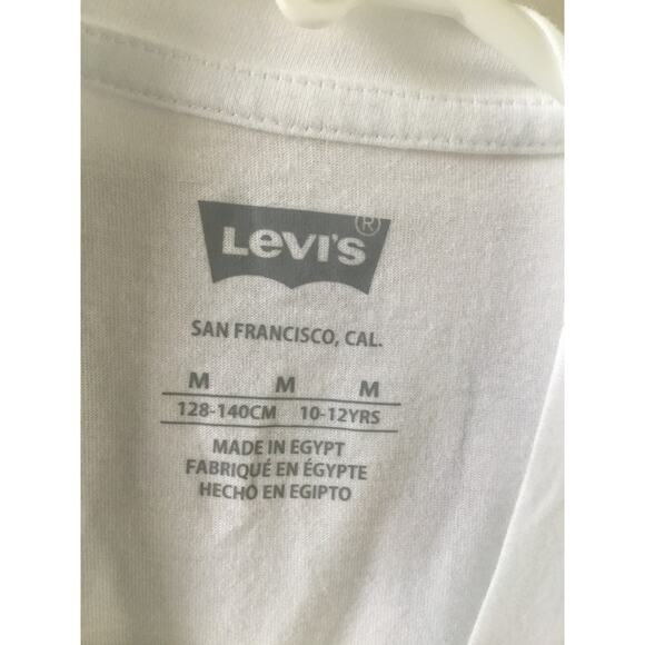 NWT Levi's Little Girls Heart-Graphic Cropped Tee size M 10-12 yrs - Picture 2 of 4